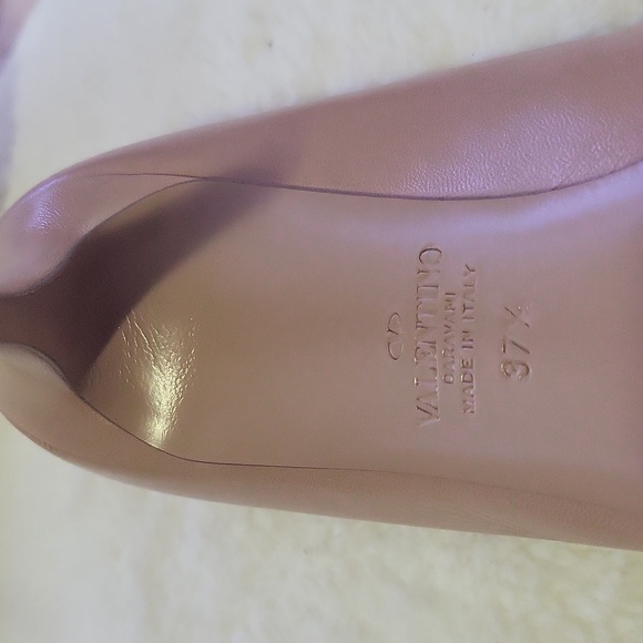 Valentino Garavani shoes - Picture 6 of 7